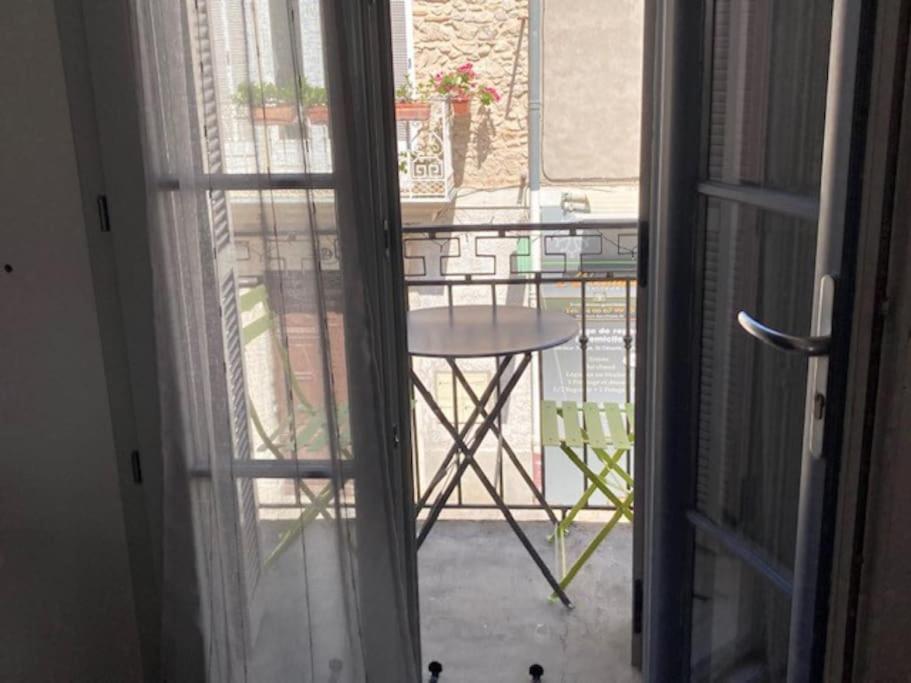 Apartament Loft Au Coeur De Nîmes Zewnętrze zdjęcie